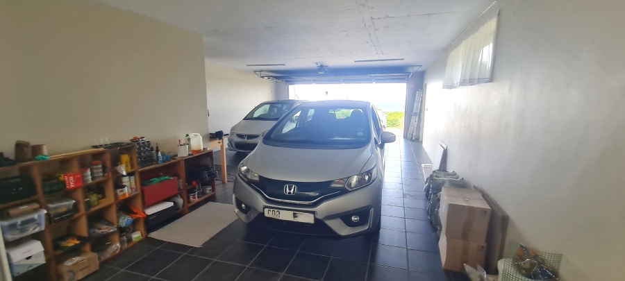 3 Bedroom Property for Sale in Village On Sea Western Cape